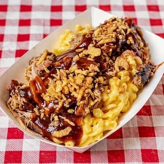 Mac Topped w/ Pulled Pork